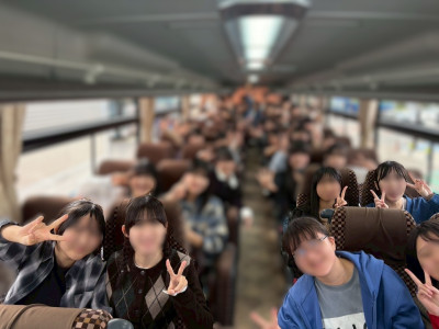 遠足の写真（2025年10月10日（20_29））バス横版